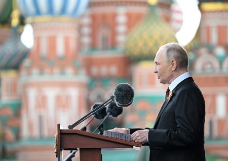 Путин подчеркнул вклад всех народов СССР в победу над нацизмом