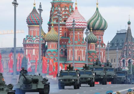 Иеромонах со званием Героя СССР назвал наиболее впечатляющее событие парада