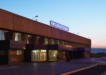 Пожар у взлетно-посадочной полосы привел к закрытию аэропорта в Забайкалье
