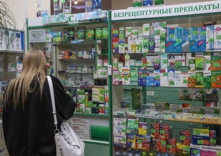 Москвичи начали массово скупать средства от аллергии