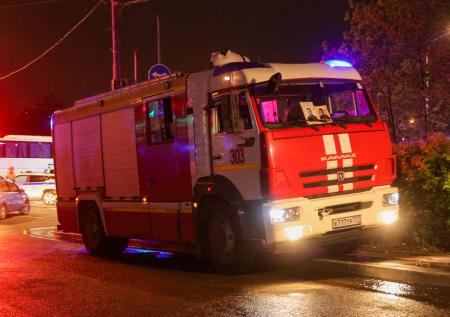 Пожар спровоцировал эвакуацию посетителей крупного ТРЦ в Москве