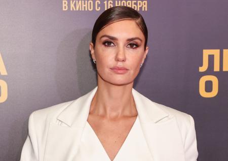 Муцениеце с округлившимся животом попала на видео