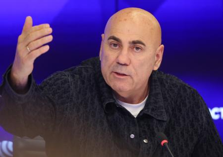 Иосиф Пригожин заявил, что готов «дарить» свои произведения