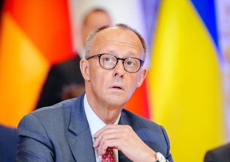 Мерц счел недостаточным предложение Путина о прямых переговорах по Украине