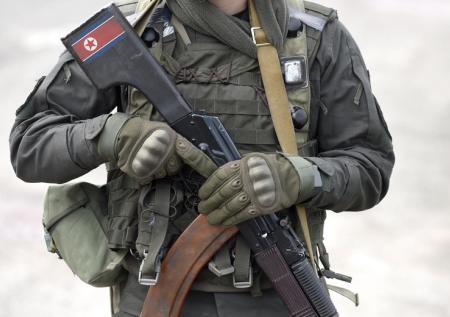 Появилось объяснение количеству наград не воевавших генералов КНДР