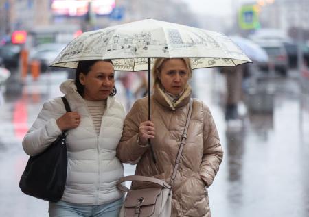 Долгожданная жара до +25 и ливни? Погода в Москве в конце недели: что ждать