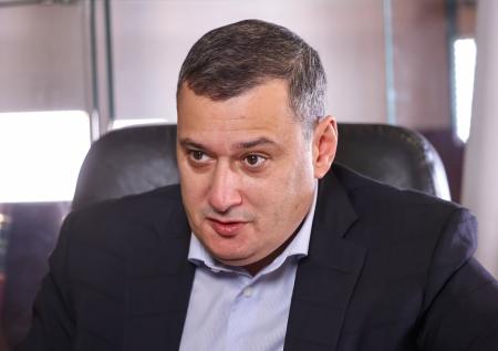 Хинштейн сравнил ремонт курского парка «Патриот» с сериалом