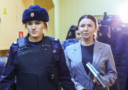 Детей Блиновской хотят лишить элитной квартиры в Москве