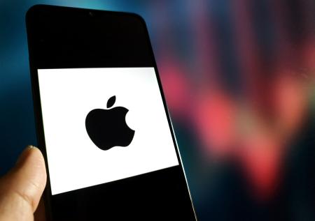 Пользователям iPhone рассказали, что изменилось в новой iOS 18.5