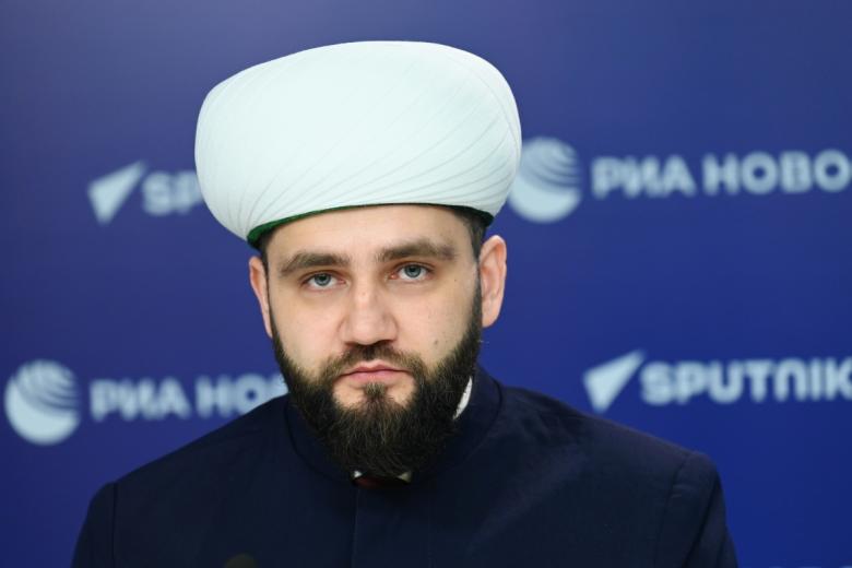 Денис хазрат Мухутдинов