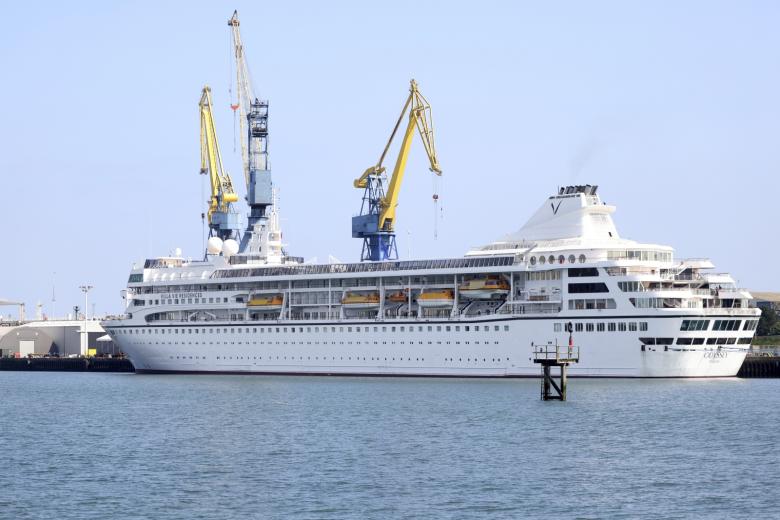 Круизный лайнер Villa Vie Odyssey