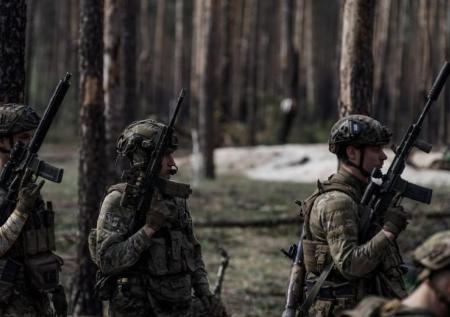 Экс-боец ВСУ рассказал, как им выдавали снаряжение убитых товарищей