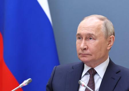 «Ой, извините»: Путин ответил «придуркам» на санкционные угрозы