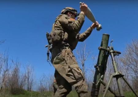 Российская армия установила контроль над еще одним селом в Донбассе