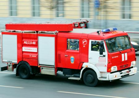 Пожар в московской многоэтажке попал на видео