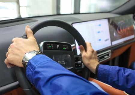 В России могут ограничить курение в салонах автомобилей