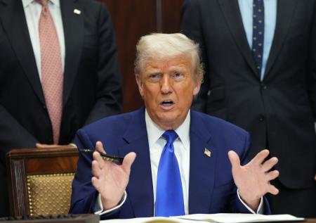 Стало известно, что может стоять за отменой санкций США против Сирии