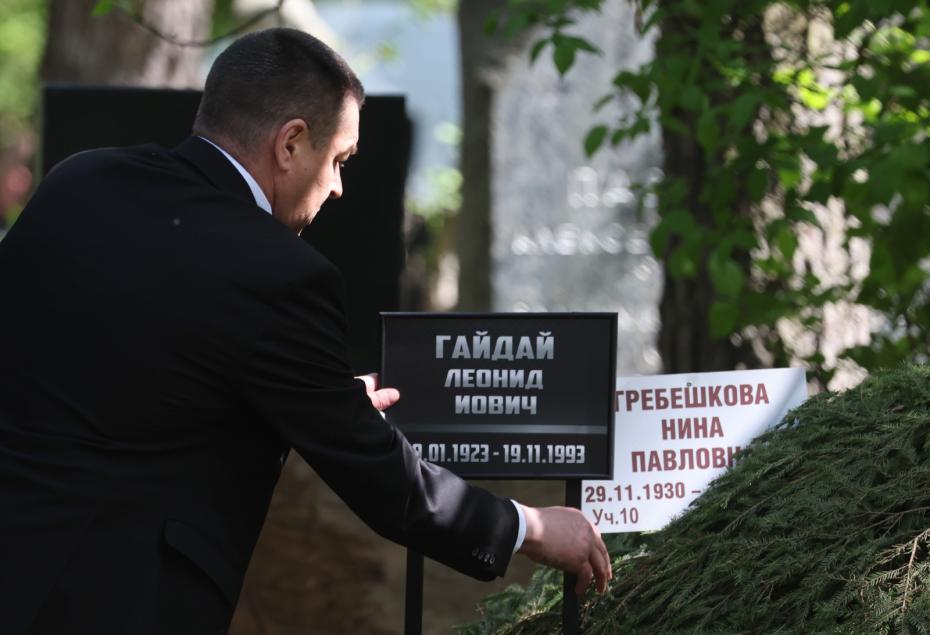 Перед церемонией прощания с актрисой Ниной Гребешковой на Кунцевском кладбище