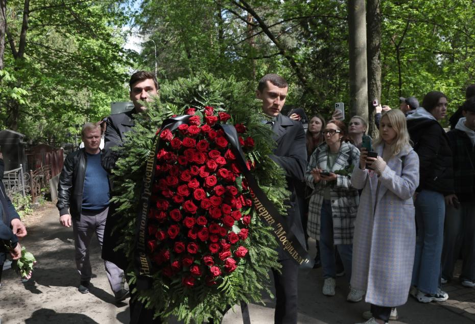 Перед церемонией прощания с актрисой Ниной Гребешковой на Кунцевском кладбище