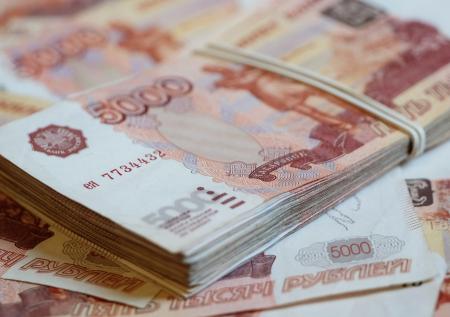 Четвероклассник лишился 200 тысяч рублей после общения с «блогером»