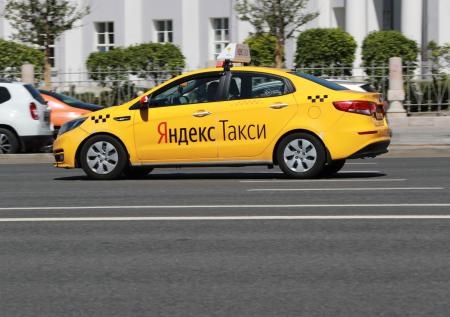 «Машины в простое»: стало известно о болезненной трансформации рынка такси