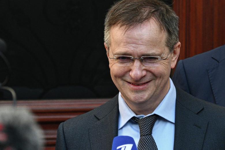 Помощник президента РФ Владимир Мединский на пресс-конференции в Стамбуле