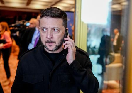 «Истерил и понтовался»: Зеленский выбесил украинцев во время переговоров