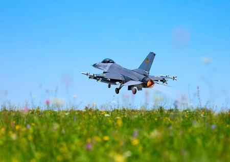 Полковник высказал предположение о потере F-16 ВСУ