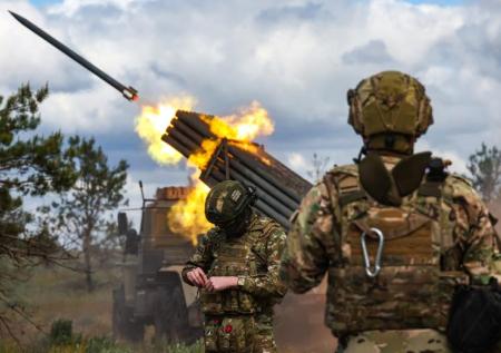 Стало известно, сколько Украина потеряла денег на закупке оружия