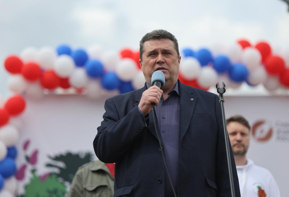 Председатель Союза журналистов России Владимир Соловьев на открытии Галереи Славы в память о погибших журналистах в храме Анатолия и Протолеона в парке Артема Боровика