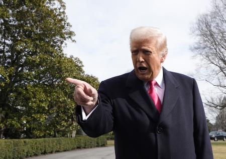 «Застрял в грязи»: Трамп о шансе Путина добраться до Киева за пять часов