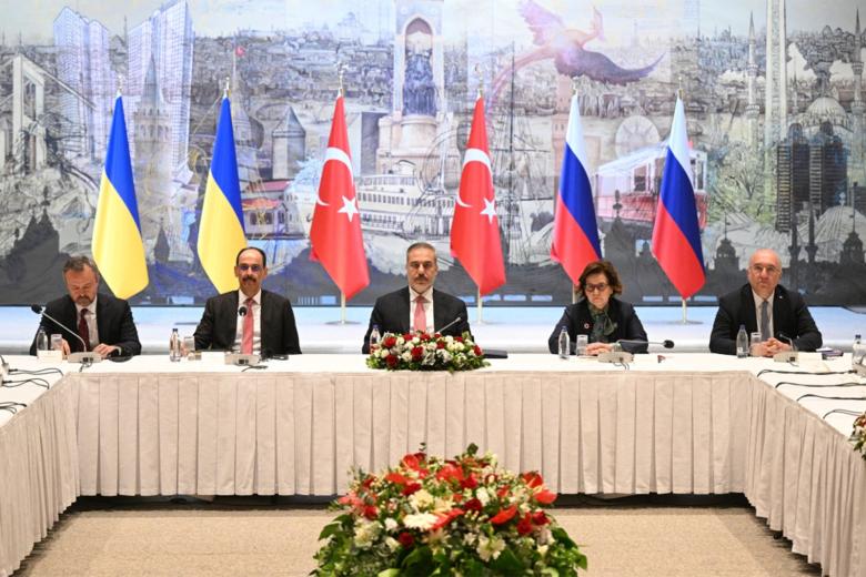 Переговоры между делегациями России и Украины в Стамбуле
