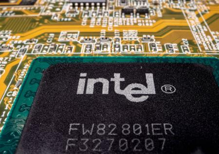 В процессорах Intel нашли новые уязвимости