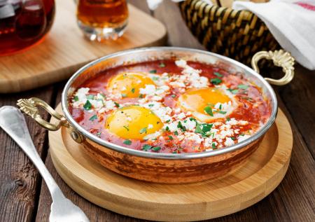 Вкуснее, чем в лучшем отеле: готовим обалденную турецкую яичницу менемен
