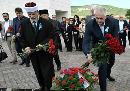 В Крыму почтили память жертв депортации 1944 года