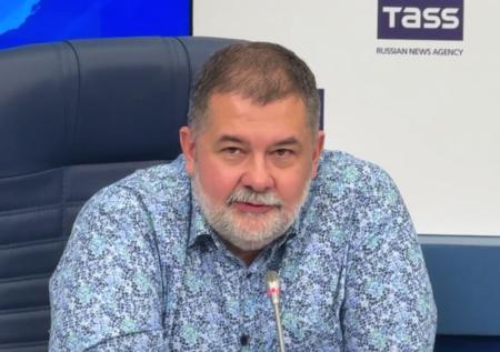 «Осадочек останется»: Лукьяненко об уехавших из-за СВО деятелях культуры
