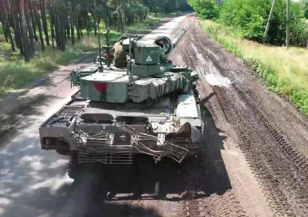 В Ростехе решили сделать российские танки более «живучими»