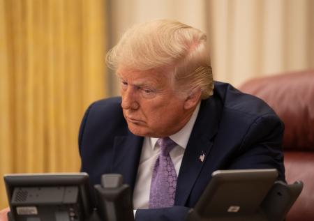 На Западе дали совет Трампу по звонку Путину