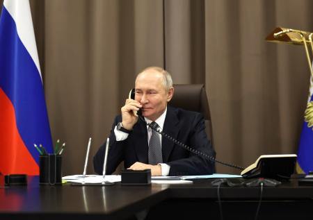 В Совфеде назвали вероятную тему телефонного разговора Путина и Трампа