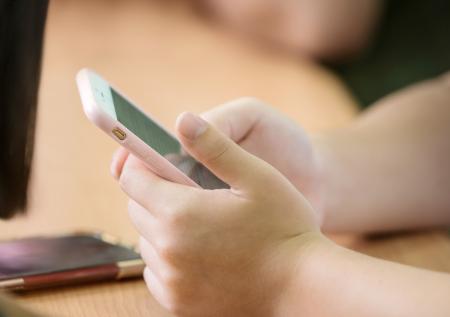 Раскрыто, как российских детей вовлекают в создание интимного контента