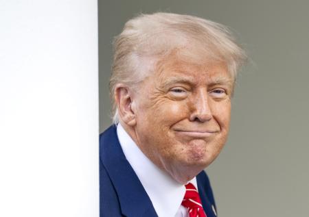 Трампу подарили «воздушный дворец» за $400 млн