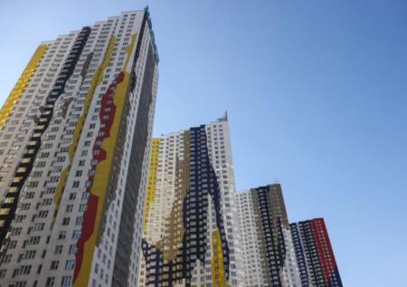 Российский ипотечный рынок сократился почти вдвое за год