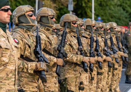 Польшу заподозрили в подготовке войны с Россией