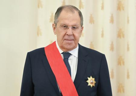 Лавров получил от патриарха Кирилла новый орден