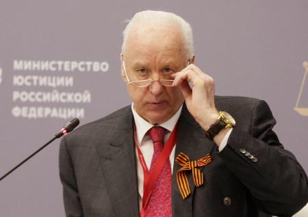 Бастрыкин решил добить мигрантов и анклавы? Самые громкие заявления на ПМЮФ