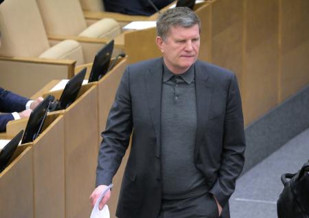 Один из богатейших депутатов Госдумы покидает парламент