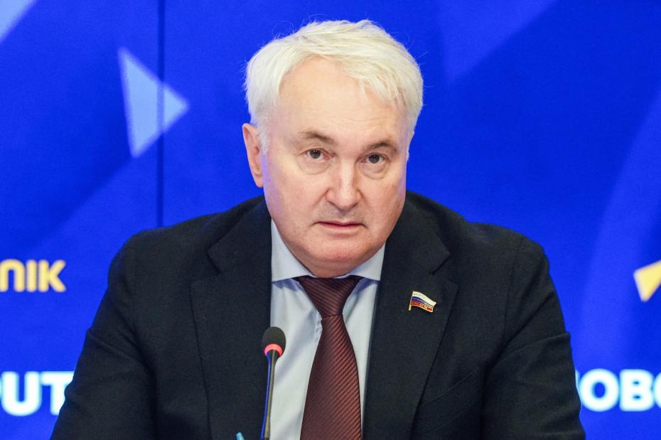 Андрей Картаполов