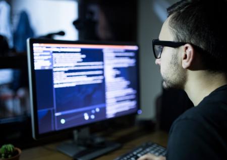 Работа двух сервисов оказалась парализована из-за атаки украинских хакеров