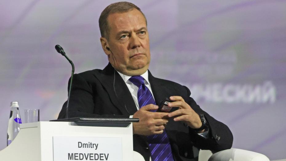 Дмитрий Медведев