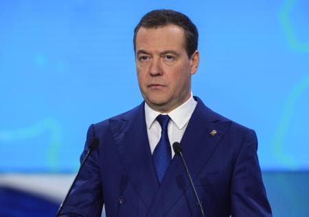 Медведев не увидел на Украине лиц, способных подписать мирный договор